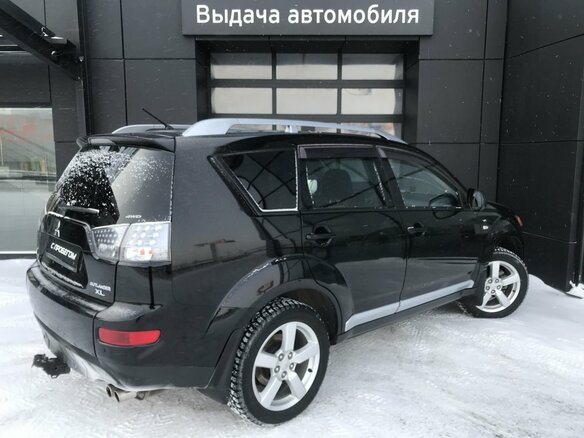 2007 Mitsubishi Outlander II, чёрный - вид 1