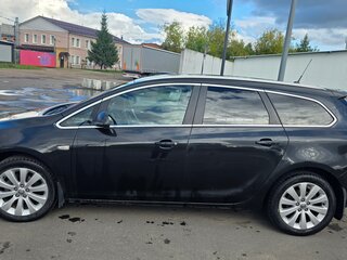 2012 Opel Astra J, чёрный, 900000 рублей, вид 4