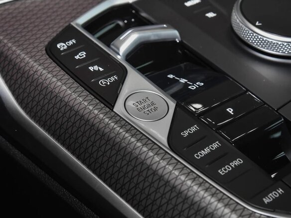 2025 BMW 3 серии 330i VII (G2x) Рестайлинг, серебристый, 5668000 рублей - вид 14