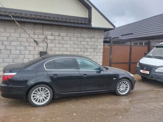 2008 BMW 5 серии 525i V (E60/E61) Рестайлинг, чёрный, 1200000 рублей, вид 2