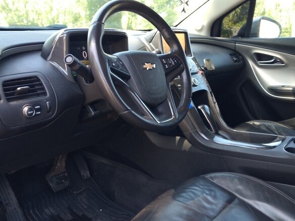 2013 Chevrolet Volt I, серый, 1100000 рублей - вид 17