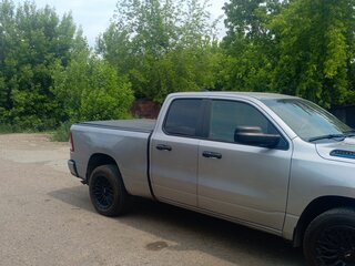 2024 Ram 1500 Quad Cab V, серый, 6480000 рублей, вид 2