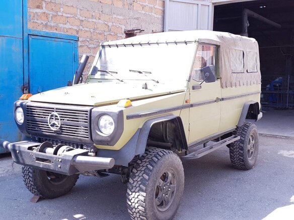 1985 Mercedes-Benz G-Класс 240 I (W460; W461), зелёный - вид 3
