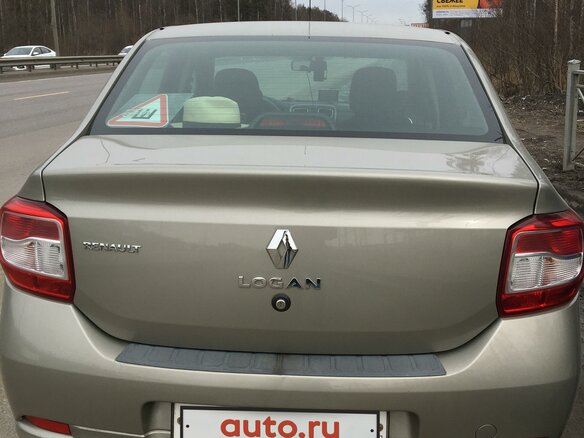 2017 Renault Logan II, бежевый, 690000 рублей - вид 1