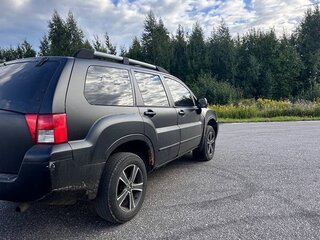 2003 Mitsubishi Endeavor, чёрный, 625000 рублей, вид 5