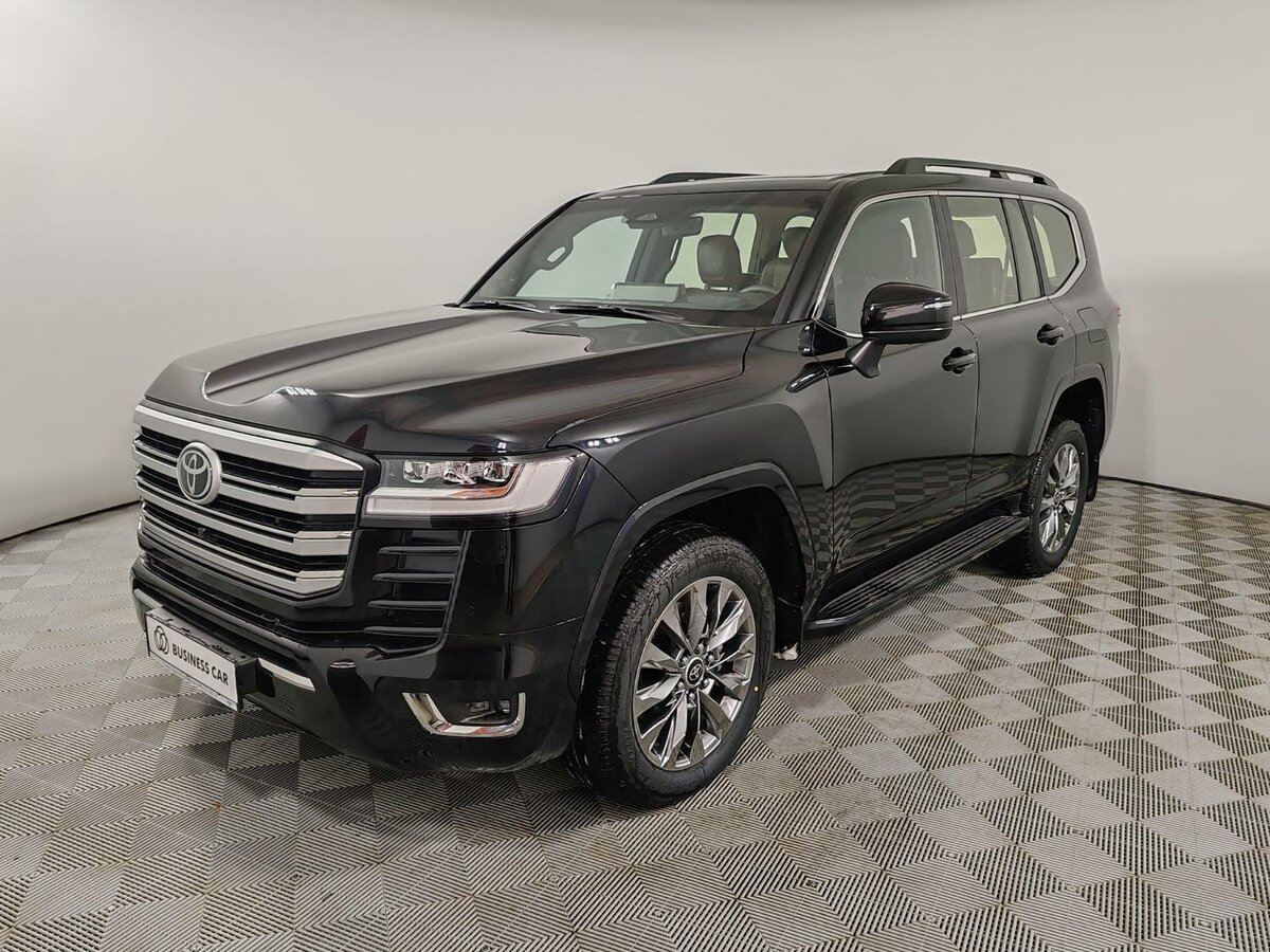Открыть фотографии: Toyota Land Cruiser 300 Series