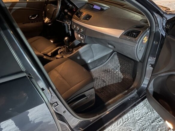2010 Renault Fluence I, серый, 440000 рублей - вид 6