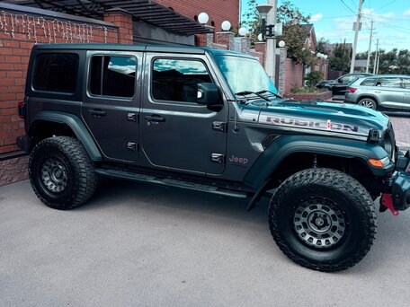 2022 Jeep Wrangler IV (JL), серый, 6000000 рублей, вид 4