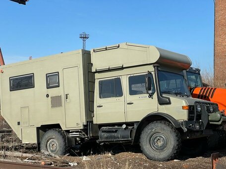 2001 Mercedes-Benz Unimog, серый, 14800000 рублей, вид 3