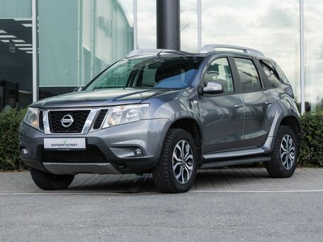 Nissan Terrano III (D10)