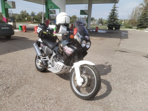 1997 Honda XRV 750 Africa Twin, чёрный, 400000 рублей - вид 7