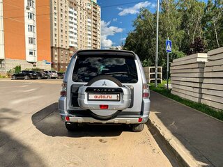 2011 Mitsubishi Pajero IV, серебристый, 2300000 рублей, вид 4