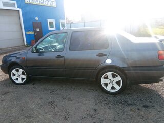 1993 Volkswagen Vento, серый, 250000 рублей, вид 3