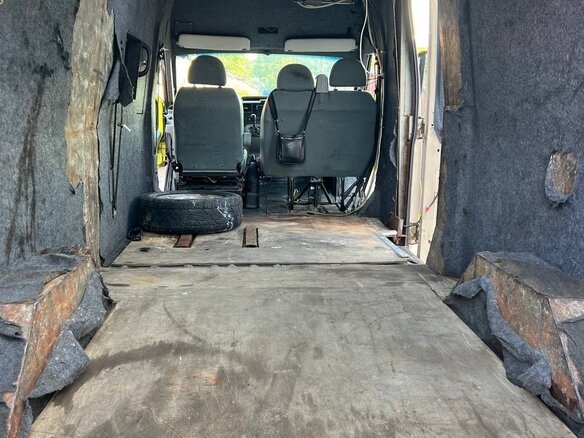 2014 Ford Transit, бежевый, 1500000 рублей - вид 8