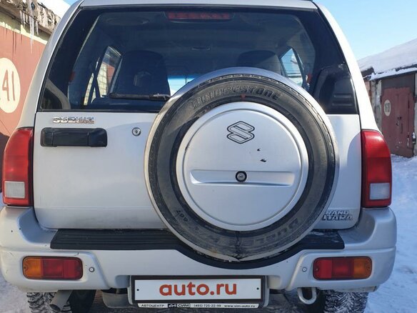 2004 Suzuki Grand Vitara I Рестайлинг, серебристый - вид 2