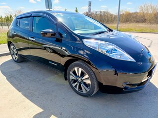2015 Nissan Leaf 30kWh I (ZE0/AZE0), чёрный, 1100000 рублей, вид 4