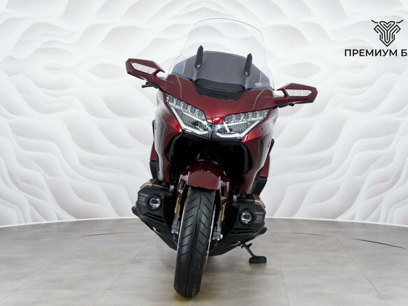 2025 Honda GL 1800 Gold Wing, красный, 3599000 рублей - вид 3
