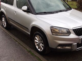 2016 Skoda Yeti I Рестайлинг, серебристый, 1350000 рублей, вид 2