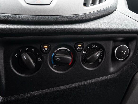 2020 Ford Transit, белый, 4400000 рублей - вид 11