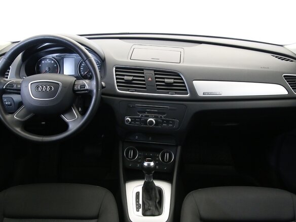 2017 Audi Q3 I (8U) Рестайлинг, серый, 1850000 рублей - вид 11