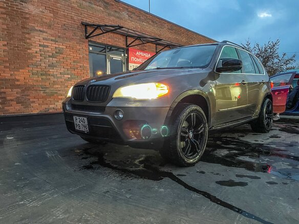 2012 BMW X5 35i II (E70) Рестайлинг, коричневый, 2200000 рублей - вид 7