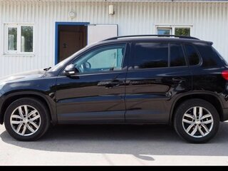 2009 Volkswagen Tiguan I, чёрный, 1120000 рублей, вид 2