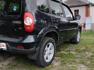 2013 Chevrolet Niva I Рестайлинг, синий, 700000 рублей, вид 3