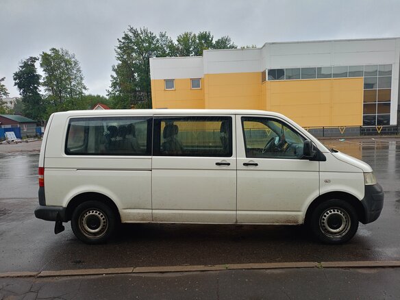 2008 Volkswagen Transporter Long T5, белый, 1350000 рублей - вид 2