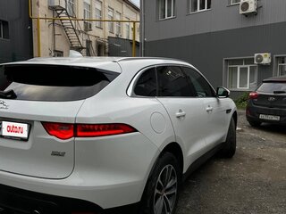 2017 Jaguar F-Pace I, белый, 2500000 рублей, вид 5