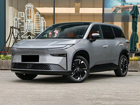 2026 Toyota bZ3X 58.3 kWh, серый, 2710000 рублей, вид 1