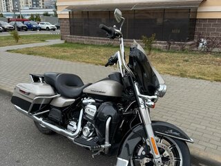 2018 Harley-Davidson Electra Glide, бежевый, 1450000 рублей, вид 2