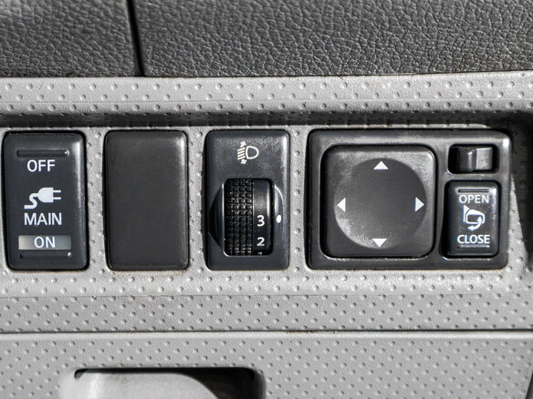 2011 Nissan AD III, белый, 789000 рублей - вид 8