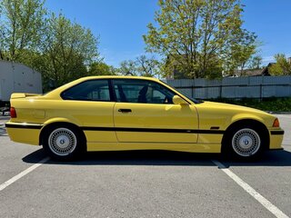 1994 BMW 3 серии 318i III (E36), жёлтый, 3900000 рублей, вид 5