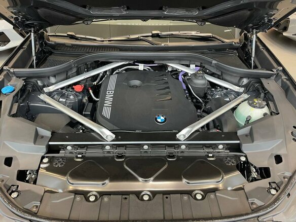 2025 BMW X5 40i IV (G05/G18) Рестайлинг, серый - вид 26