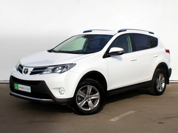 2015 Toyota RAV4 IV (XA40), белый
