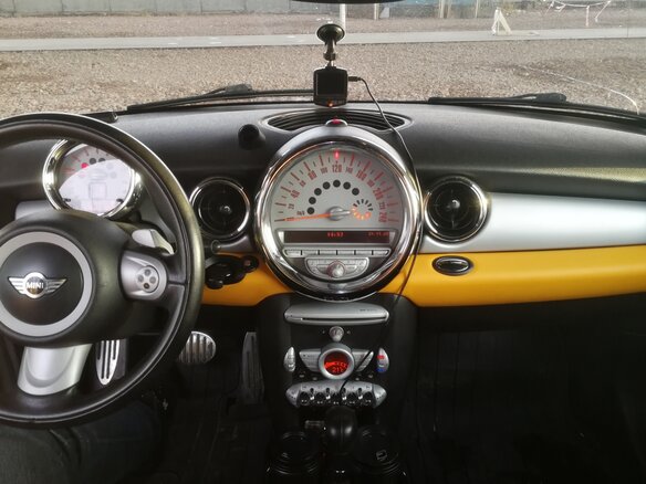 2007 Mini Hatch Cooper II (R56), жёлтый - вид 11