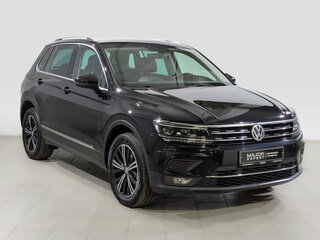 2018 Volkswagen Tiguan II, чёрный, 2990000 рублей, вид 3