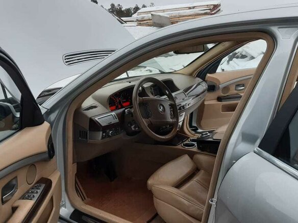 2006 BMW 7 серии 750i IV (E65/E66) Рестайлинг, серебристый - вид 6
