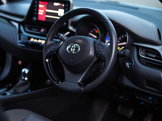 2020 Toyota C-HR I Рестайлинг, чёрный, 2300000 рублей, вид 5