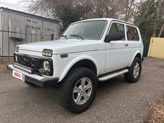 2013 Lada (ВАЗ) 2121 (4x4) I Рестайлинг, белый, 550000 рублей, вид 1