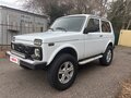 2013 Lada (ВАЗ) 2121 (4x4) I Рестайлинг, белый, 550000 рублей