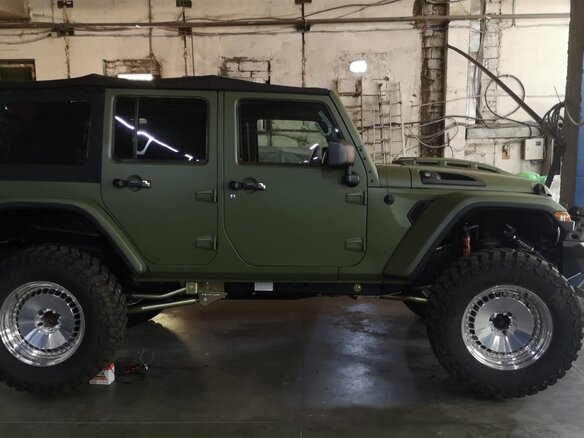 2012 Jeep Wrangler III (JK), зелёный, 11000000 рублей - вид 2