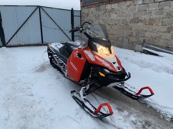 2014 BRP Ski-Doo Summit 600, красный, 750000 рублей - вид 1