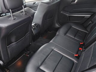 2013 Mercedes-Benz E-Класс 200 IV (W212, S212, C207) Рестайлинг, чёрный, 1830000 рублей, вид 5