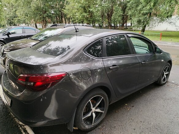 2013 Opel Astra J Рестайлинг, серый, 750000 рублей - вид 9