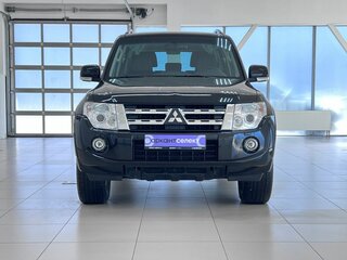 2014 Mitsubishi Pajero IV Рестайлинг 2, чёрный, 2950000 рублей, вид 2
