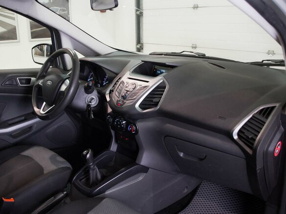 2016 Ford EcoSport II, серебристый - вид 3