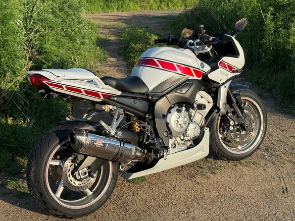 2011 Yamaha FZ1, белый, 700000 рублей - вид 2