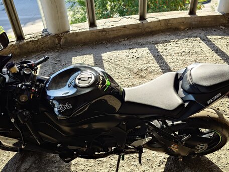 2019 Kawasaki ZX-6 Ninja, чёрный, 900000 рублей, вид 4