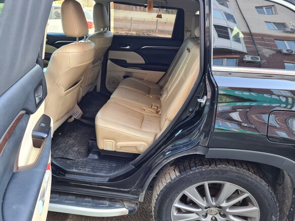 2014 Toyota Highlander III (XU50), чёрный - вид 27